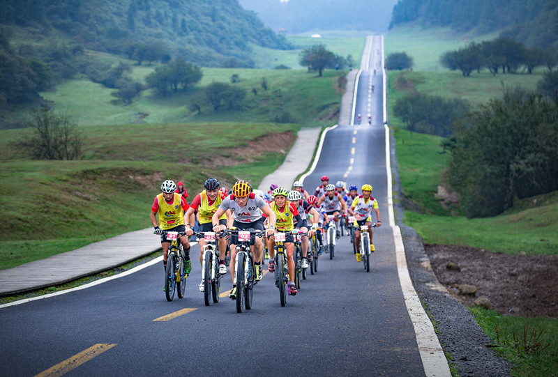 山水間豎起“旗幟” 武隆何以成為國際山地戶外運動“老店”？